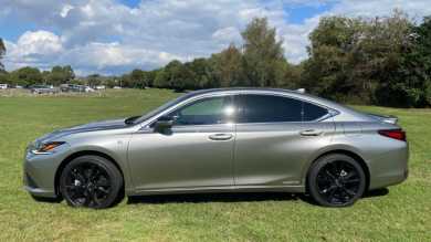 Lexus ES F Sport Takumi Pack (2021 - 2026)