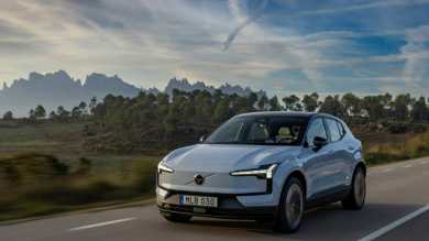 Volvo EX30 (2023 - )