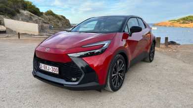 Toyota C-HR Second Generation First Drive (2019 - 2024)