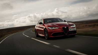 Alfa Romeo Giulia Quadrifoglio (2022 - )