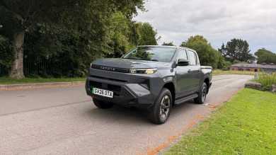 Toyota Hilux BEV (2026 - )