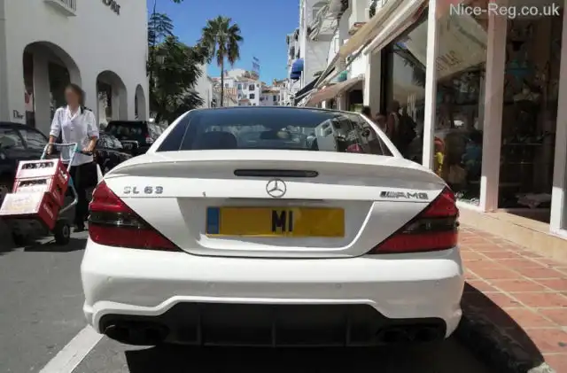 'M 1': £331,500
