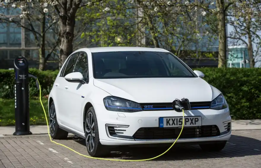 Volkswagen Golf GTE