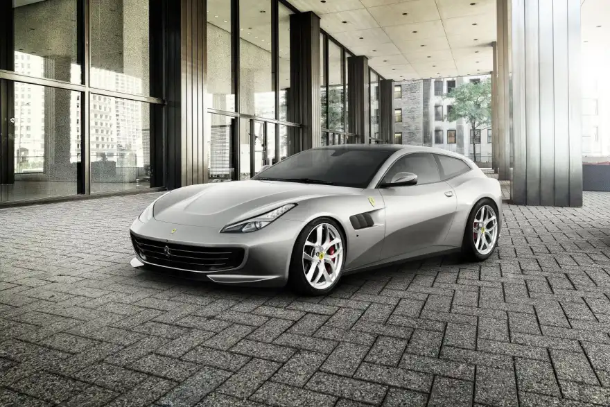 Ferrari GTC 4 Lusso T