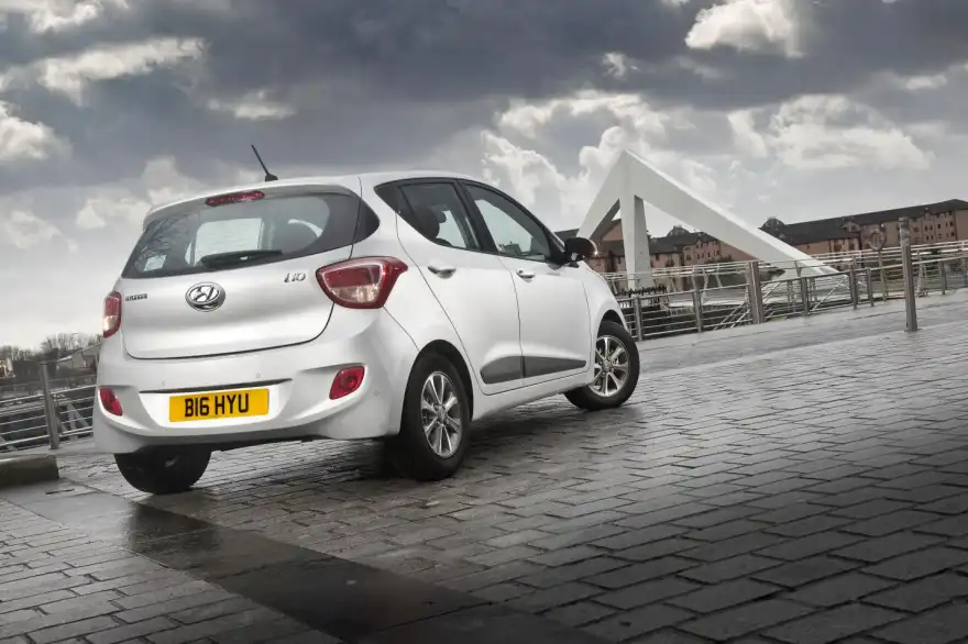 Hyundai i10 1.0 S (5 door)