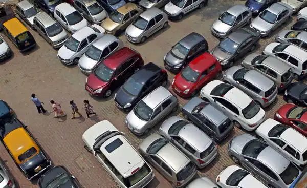 Let me in - you've reverse parked into a space and the car behind parks so close that you can’t get to your boot. 