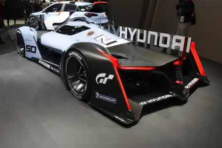 Frankfurt Motor Show 2015 - 10 Stars of the Show