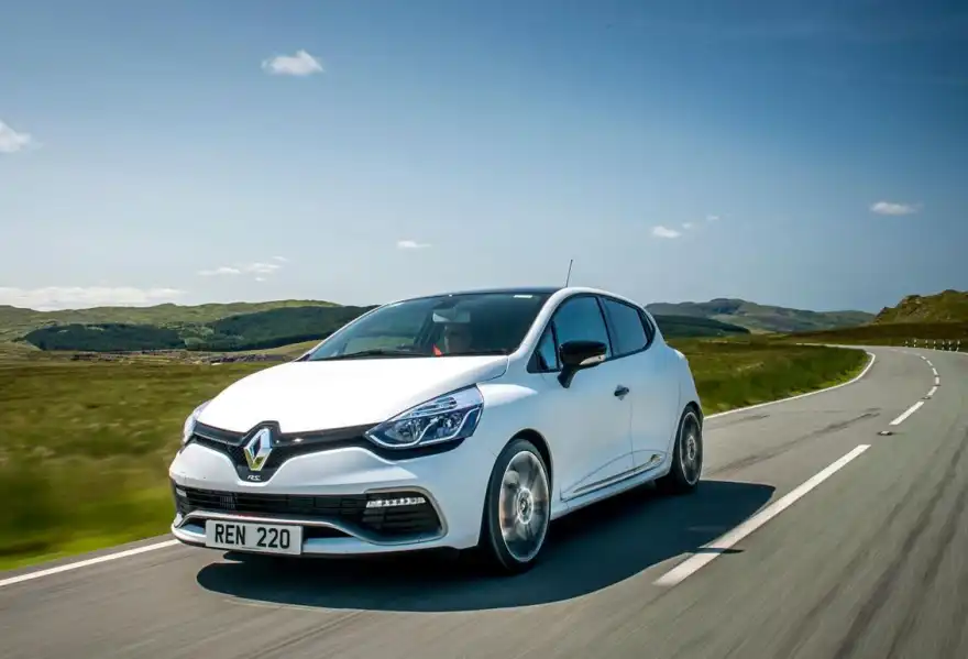 Renault Clio Renaultsport 220 Trophy  (5 door)