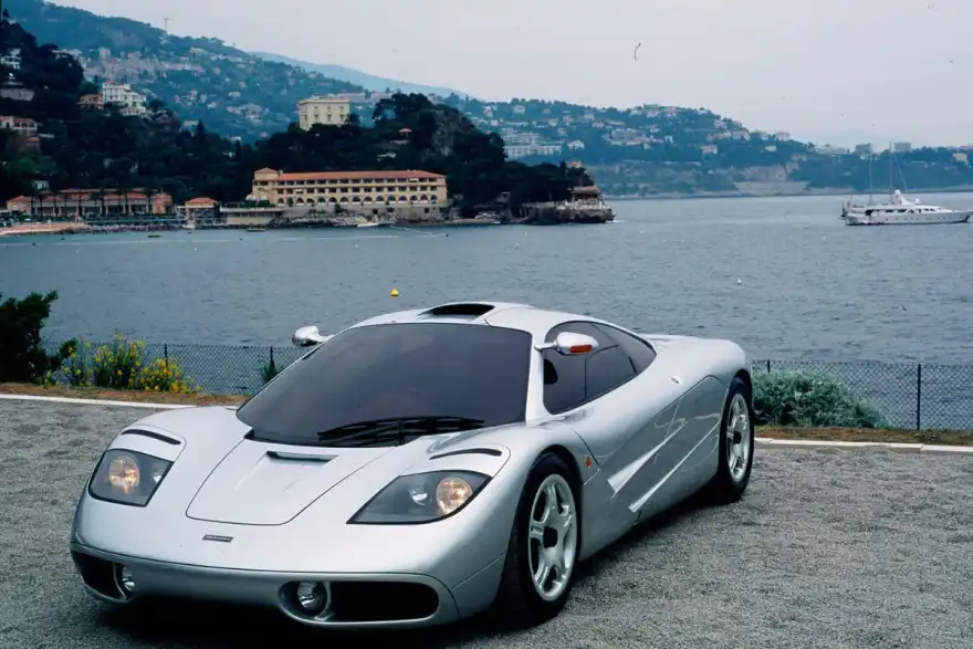 McLaren F1 (1992)