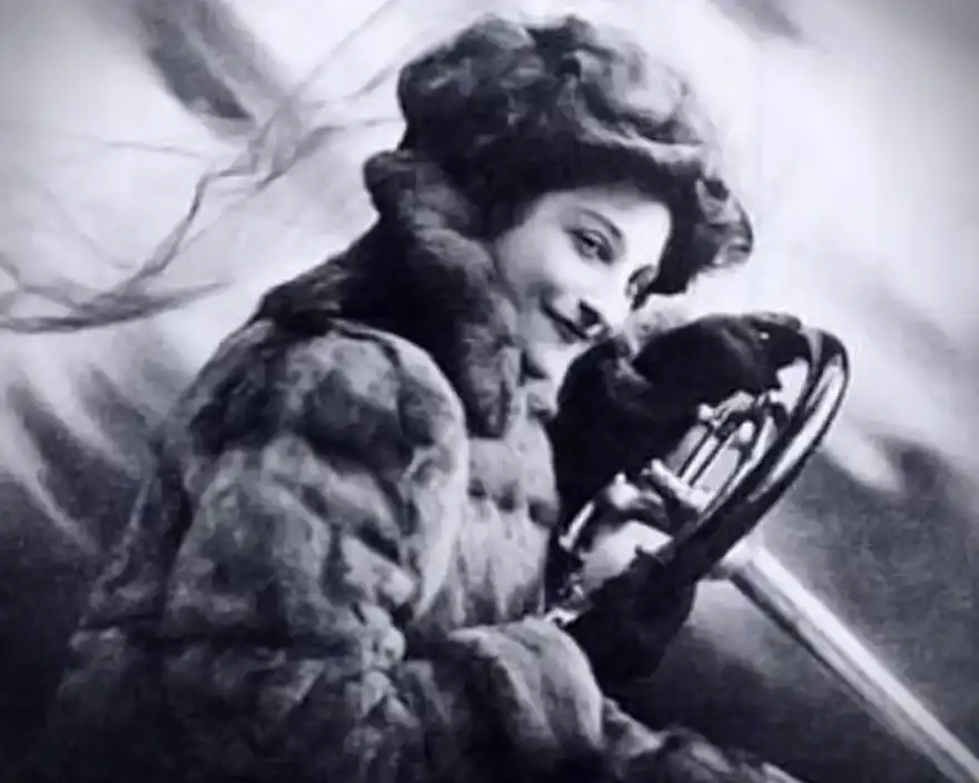 Dorothy Levitt (1882-1922)