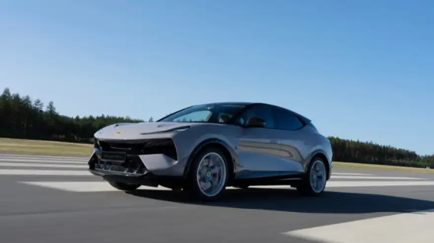 Lotus Eletre R