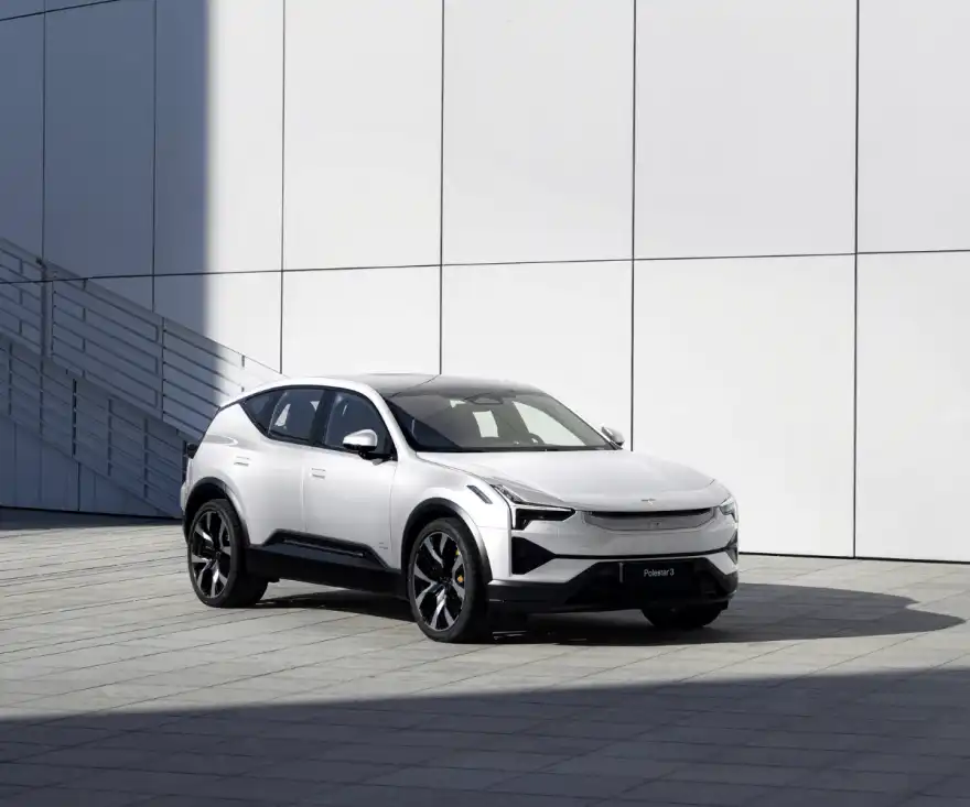 Polestar 3 Long Range: 438 miles