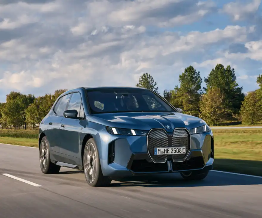 BMW i7 xDrive60: 387 miles
