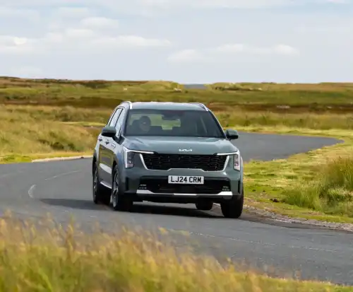 Top 10 Self-Charging Hybrid Cars of 2025