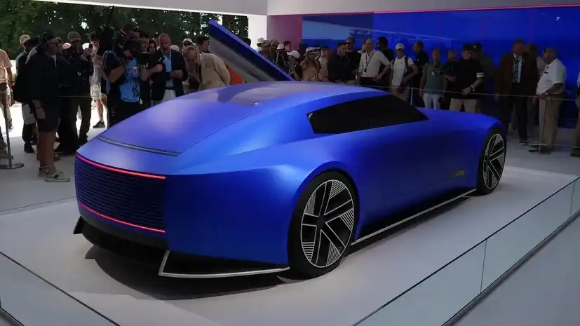 Jaguar 00 Concept: 478 miles