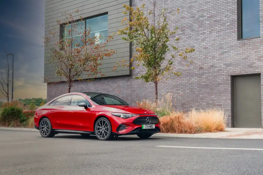 Mercedes CLA: 484 miles