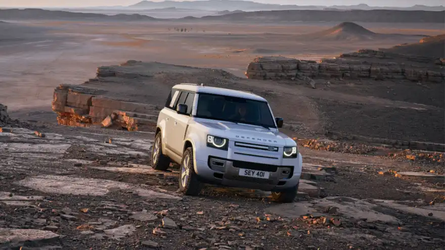 Land Rover Defender 130