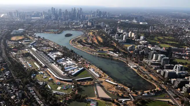 Top 10 fan experiences & travel tips Australian GP 2026