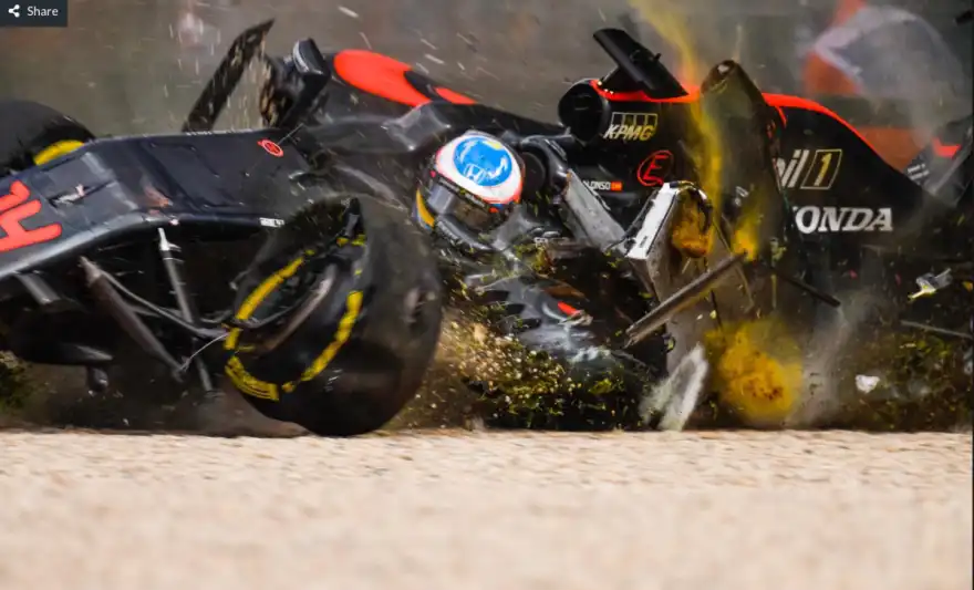 Fernando Alonso's 2016 Barrel Roll