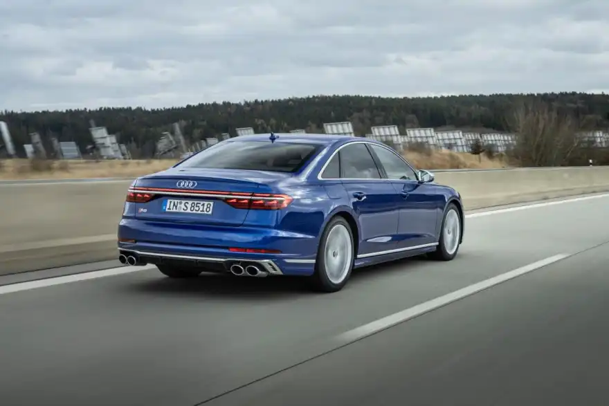 Audi A8
