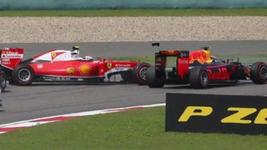 Daniil Kvyat and Sebastian Vettel's 'The Torpedo' Moment