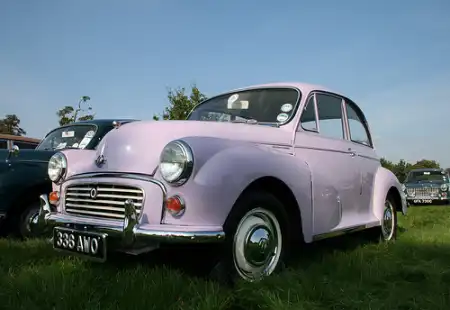 The last “Millionth” Lilac Morris Minor