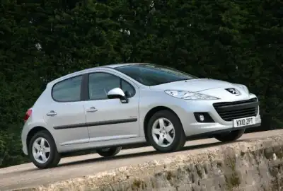 Seat Ibiza vs. Peugeot 207