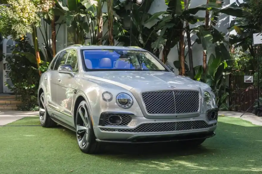Bentayga - 2016