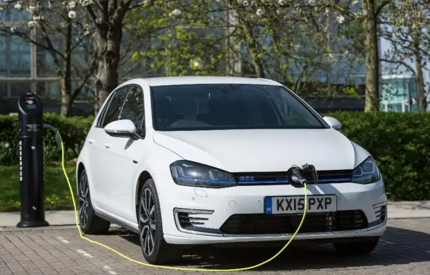 Volkswagen Golf GTE