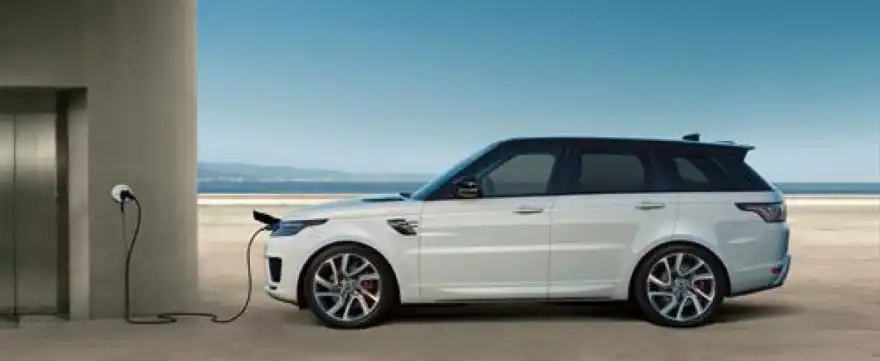 Range Rover Sport P400e