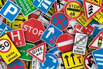 UK Road Signs Quiz 2026: Free Theory Test Practice