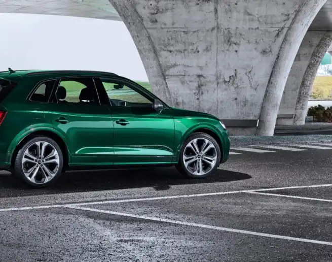 7 Stunning SUVs