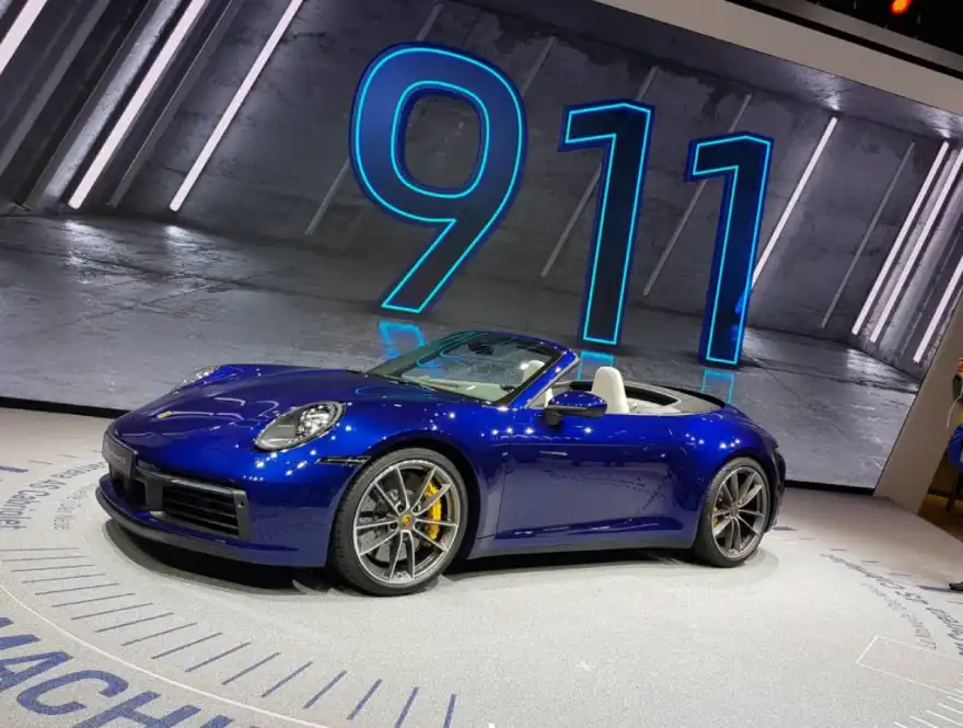 Porsche 911
