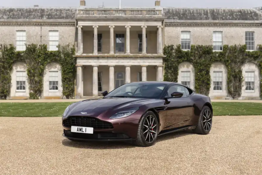 Aston Martin DB11