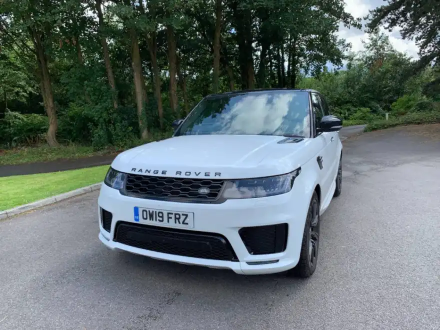 Buy a pre-registered car on the previous plate