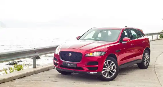 Jaguar F-Pace