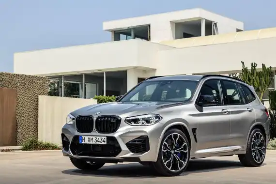 BMW X3 xDrive30e Plug-in Hybrid