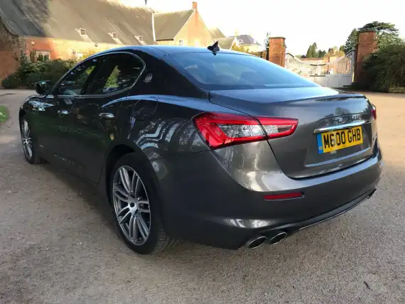 Maserati Ghibli GranLusso 2018 Review