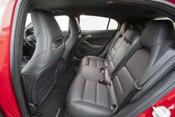 Mercedes-Benz GLA 2018 Review