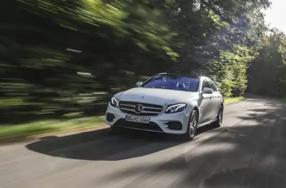 Mercedes-Benz E-Class Saloon Review