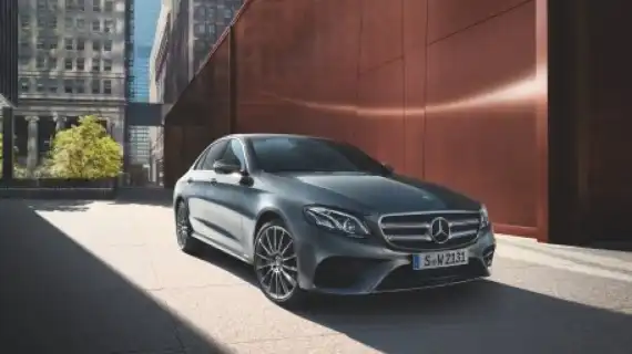 Mercedes-Benz E-Class Saloon Review