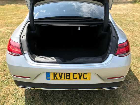 Mercedes CLS 400 d 4MATIC AMG Line Coupe 2018 Review