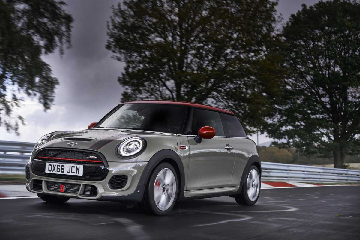 MINI Cooper John Cooper Works Hatchback (2019 - ) Review