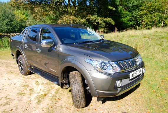 Mitsubishi L200 2017 Review