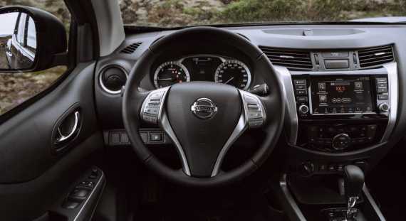Nissan Navara 2020 Review