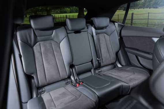 Audi Q8 Review