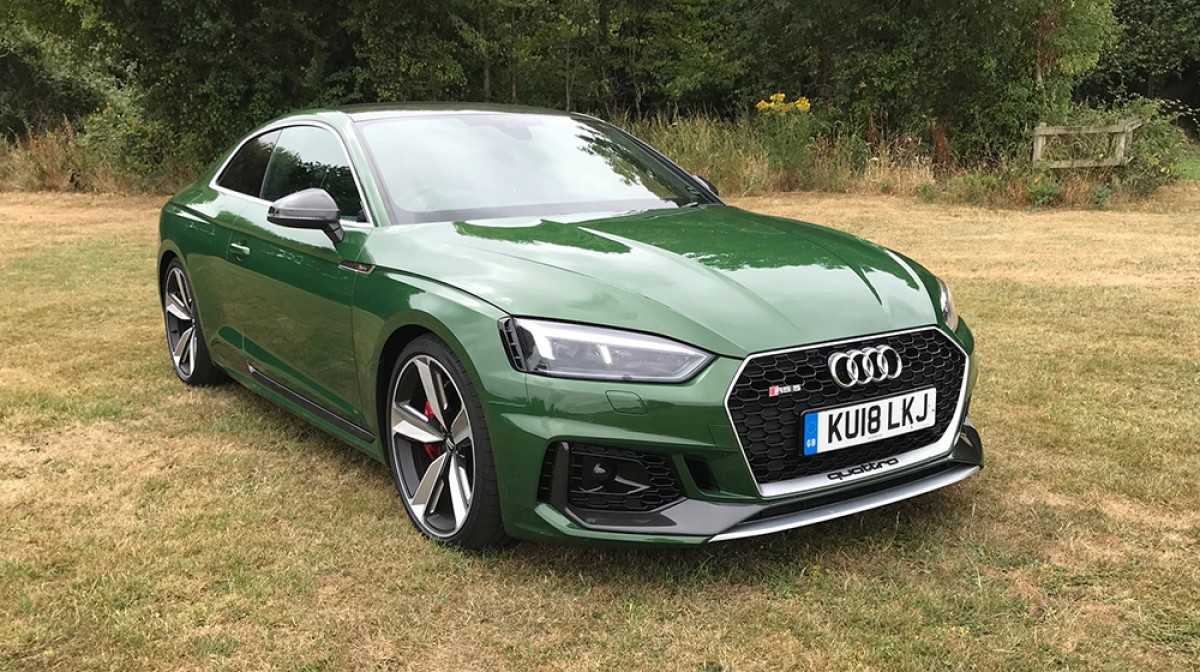 Audi RS 5 Coupe Carbon Edition (2016 - ) Review