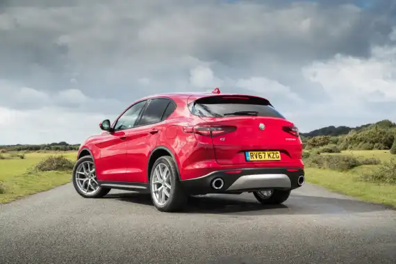 Alfa Romeo Stelvio Review