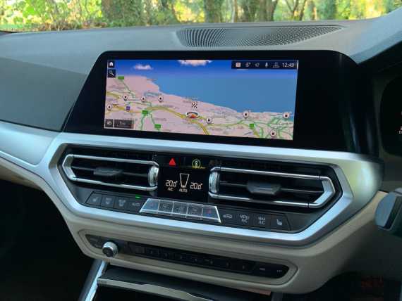 BMW 320d xDrive M Sport Touring Review