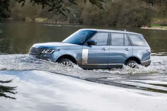 Range Rover PHEV Review